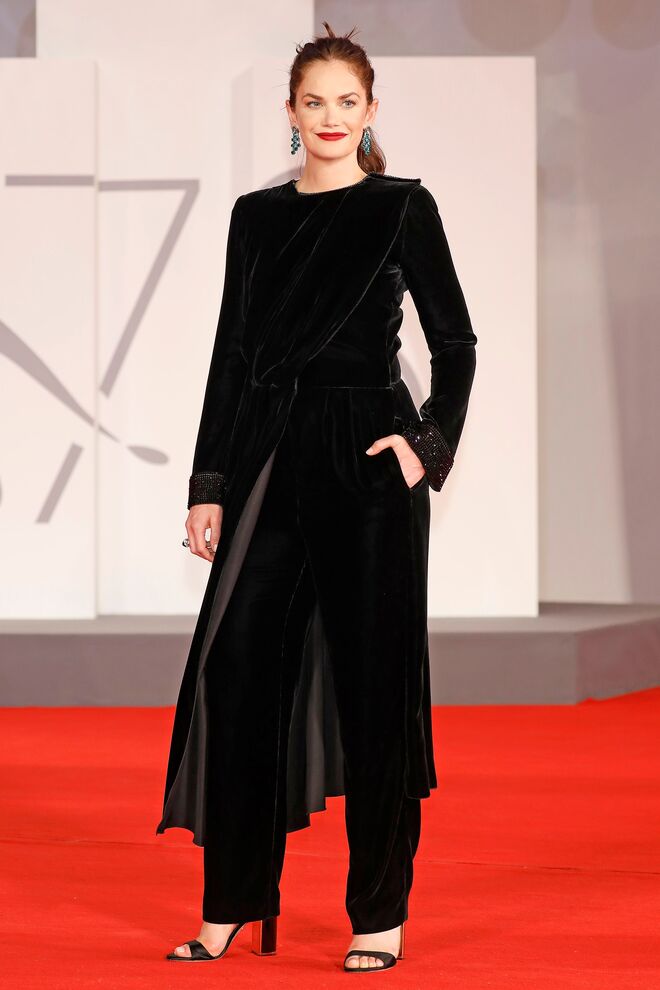 Ruth Wilson na red carpet do filme 'Mona Lisa and the Blood Moon' no 78º Festival Internacional de Cinema de Veneza, em Itália. 