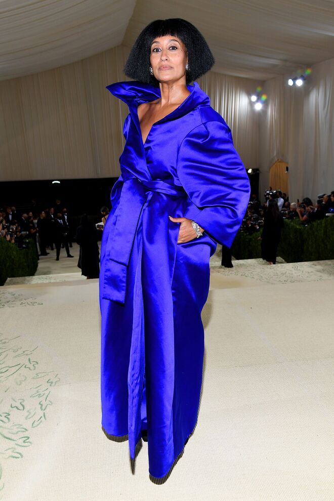 Tracee Ellis Ross em Balenciaga.
