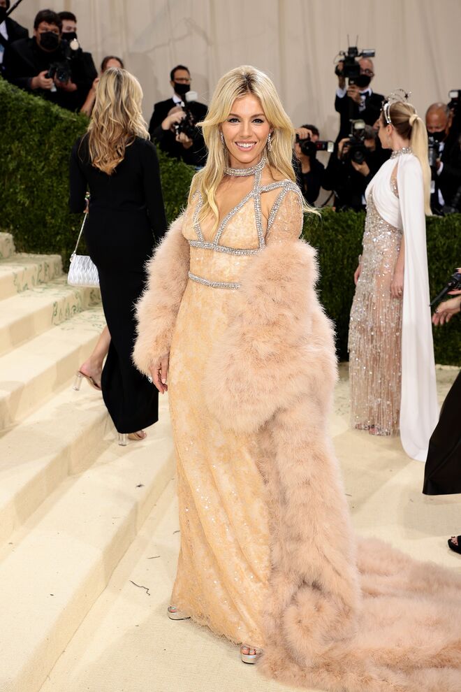 Sienna Miller em Gucci.