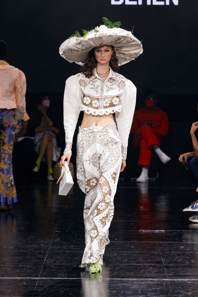 Desfile de Béhen, ModaLisboa 2021.