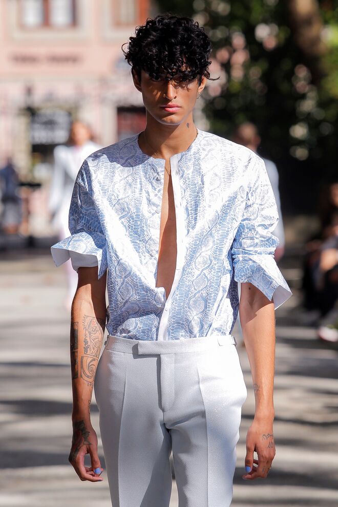Coleção 'As Cores do Dia', de Miguel Vieira, no Portugal Fashion 2021