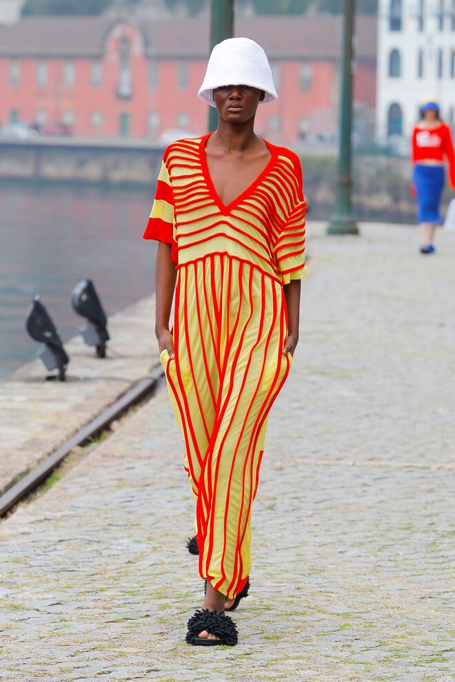 Coleção 'Furadouro', de Maria Gambina, no Portugal Fashion 2021