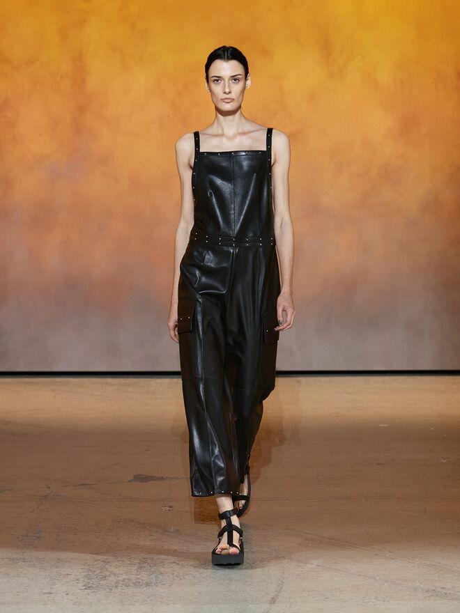 Desfile Primavera/Verão 2022 da Hermès.