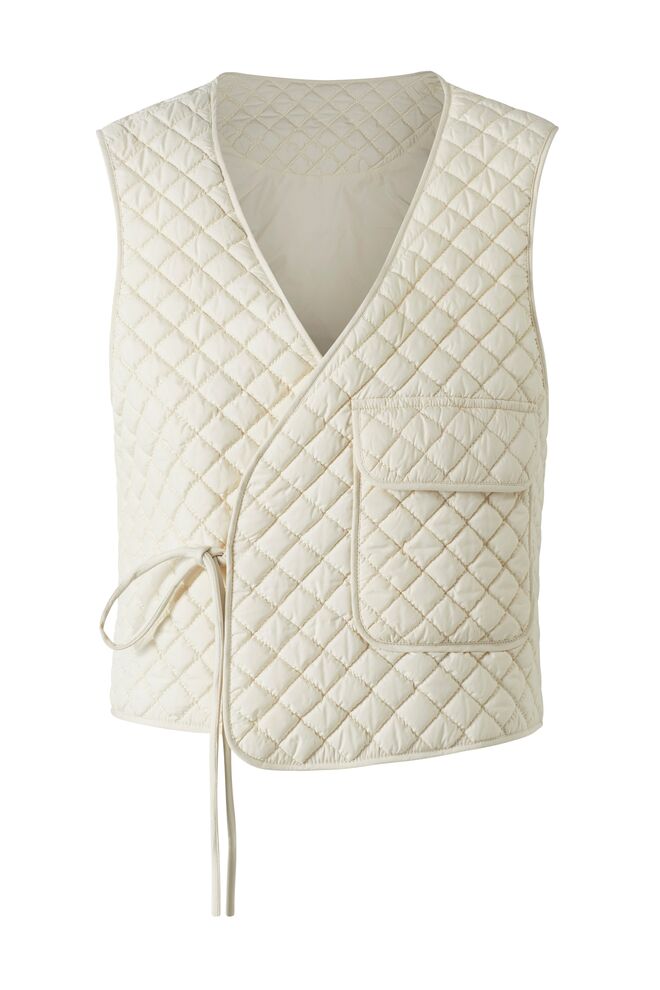 Colete em nylon, €25,99, Mango