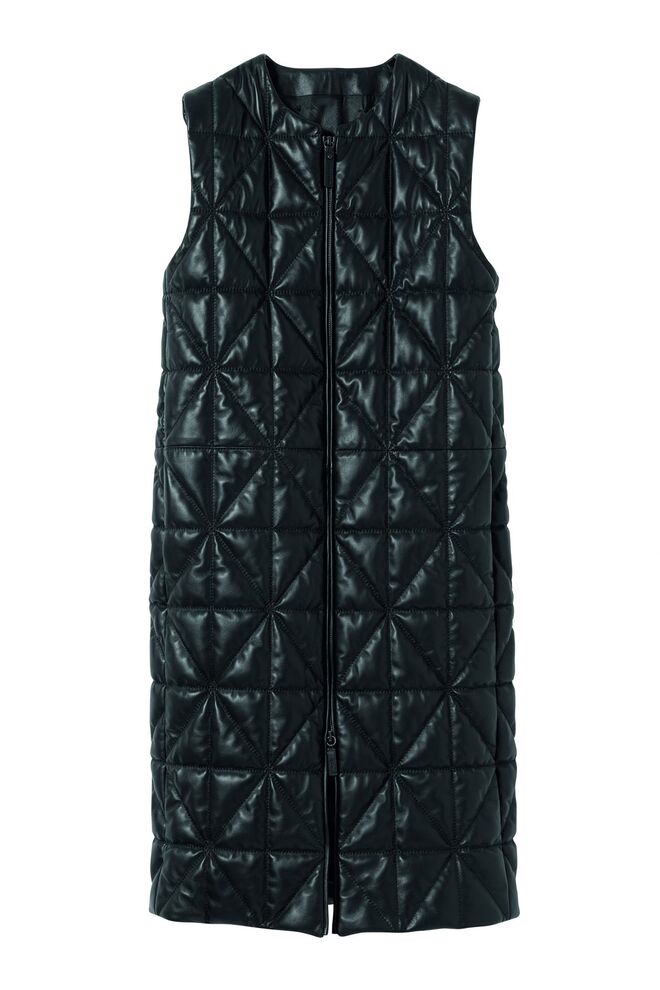 Colete em nylon, €1900, Longchamp