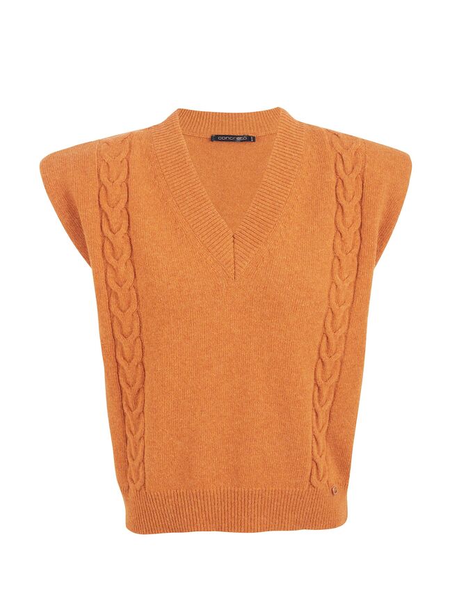 Camisola/colete em lã, €69,90, Concreto