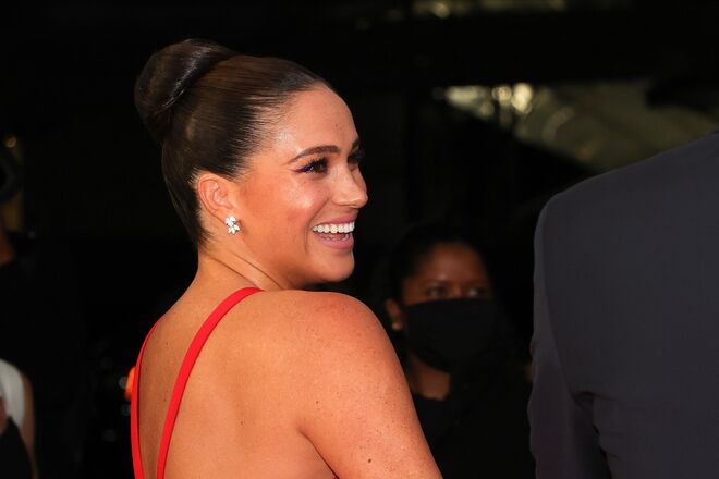 Meghan Markle em Carolina Herrera.