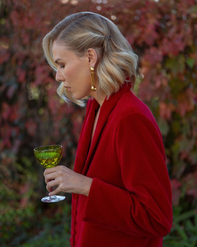 Look para um cocktail.