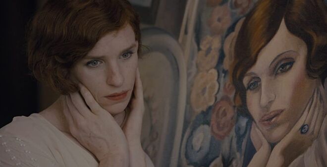 Eddie Redmayne interpreta Lili Elbe no filme 'A Rapariga Dinamarquesa', de 2015