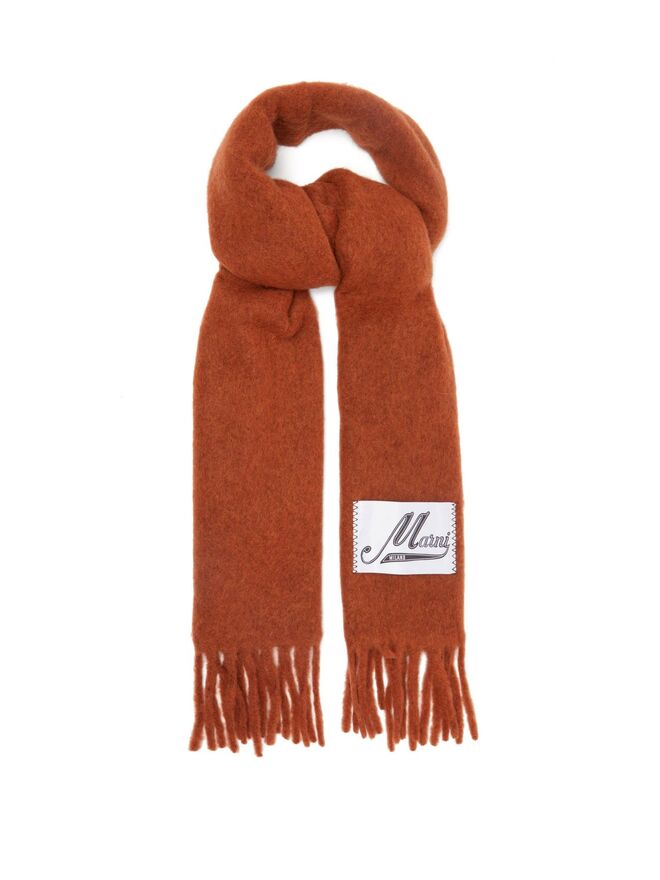 Cachecol em lã, €250, Marni em Matchesfashion.com