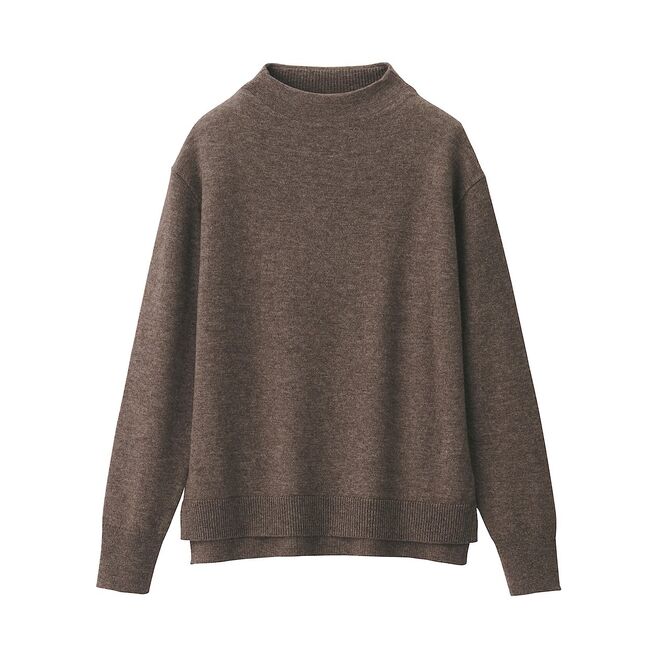 Camisola em lã e algodão, €59,95, Muji 