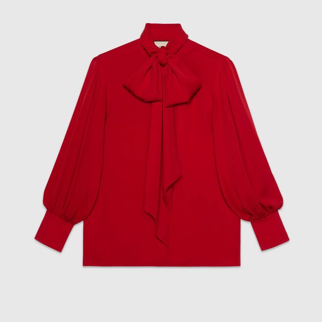 Blusa em crepe georgette, €980