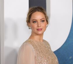 Jennifer Lawrence grávida, deslumbrante como nunca