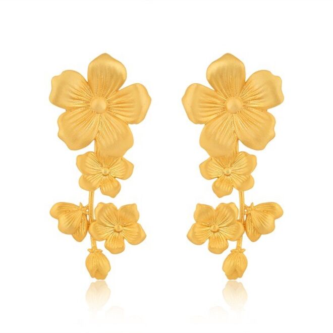 Avó - Brincos Mater, €59, Cata Vassalo