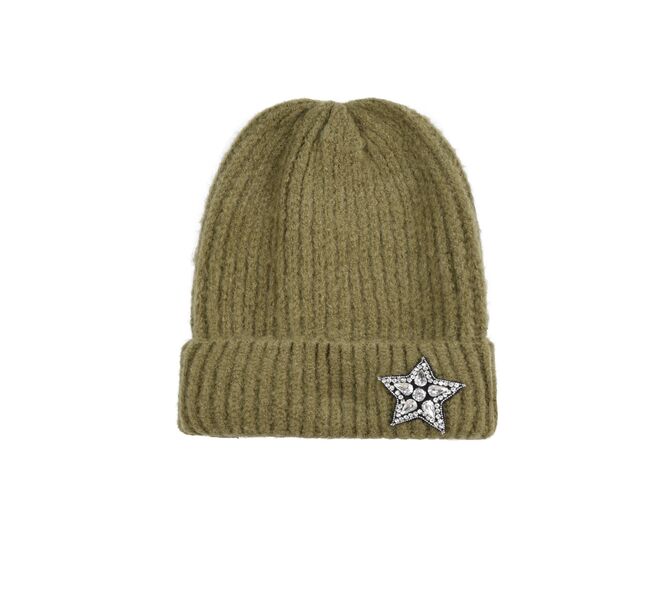 Filhos - Gorro, €16,95, Molly Bracken.