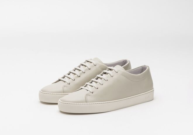 Namorado - Tenis Royal Dust, €150, Jak Shoes.