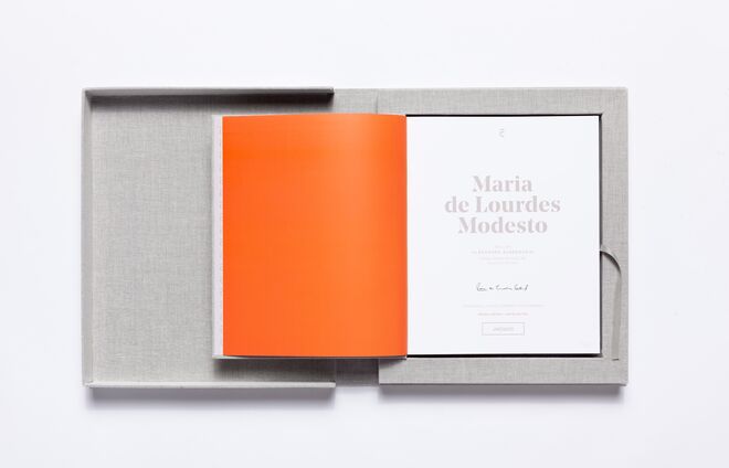 Pai - Livro Maria de Lourdes Modesto, €230, JNcQUOI Avenida.