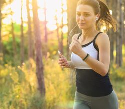 Há boas razões para não correr com o telemóvel