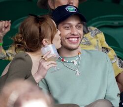 Pete Davidson revela segredo do seu sucesso com as mulheres