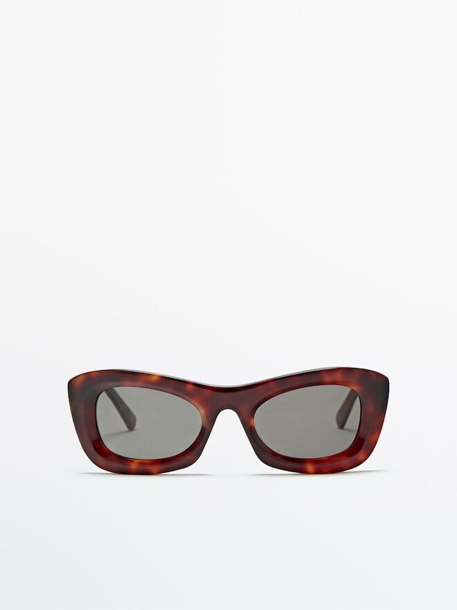 Óculos de sol, €39,95, Massimo Dutti