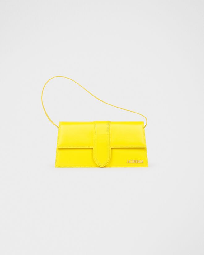 Carteira Le Bambino long long envelope em pele, €715, Jacquemus