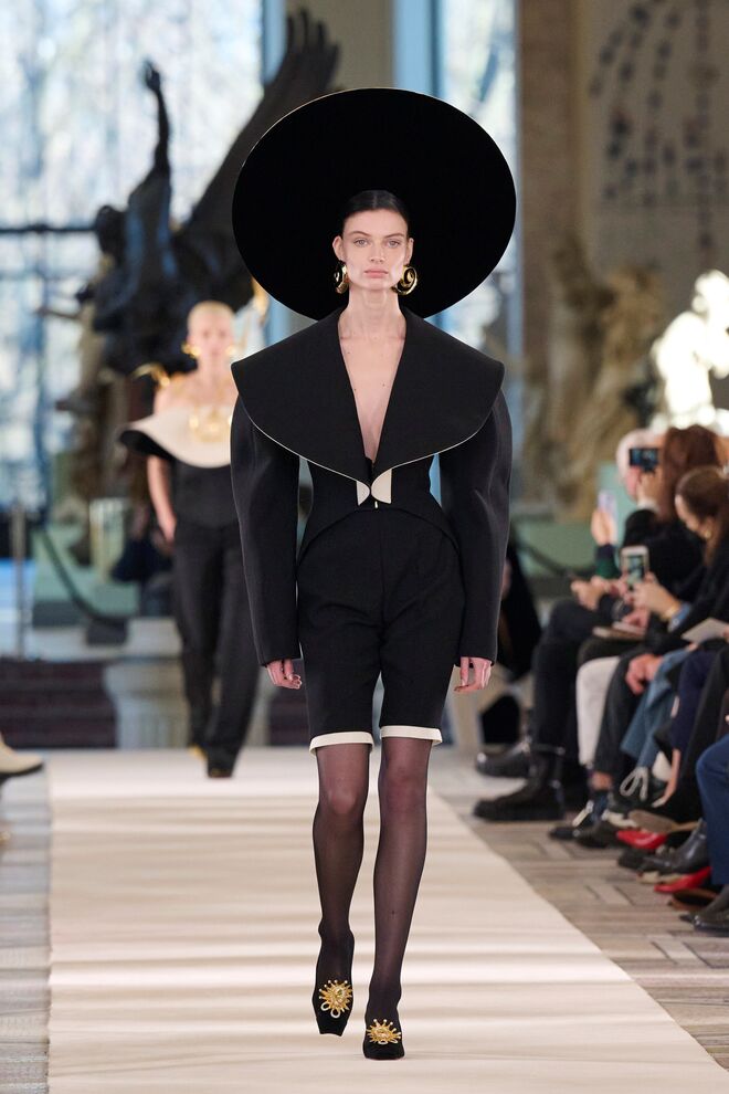 Schiaparelli Haute Couture Primavera-Verão 2022