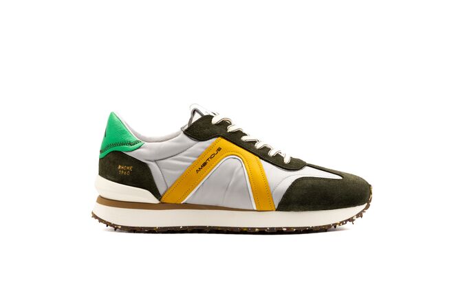 Tenis, €149, Ambitious