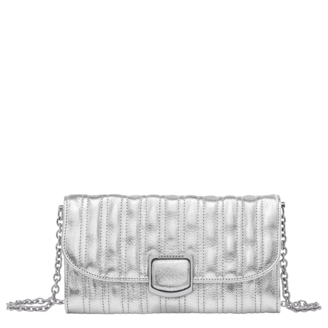 Carteira Brioche Métal, €360, Longchamp