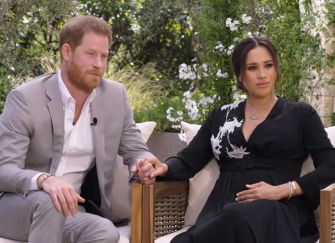Meghan Markle e príncipe Harry na entrevista com Oprah Winfrey