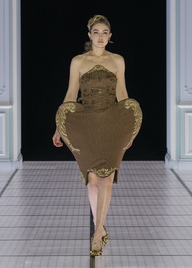 Moschino Outono 2022 Ready-to-Wear