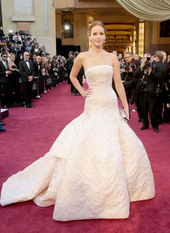 Jennifer Lawrence em Dior, 2013.