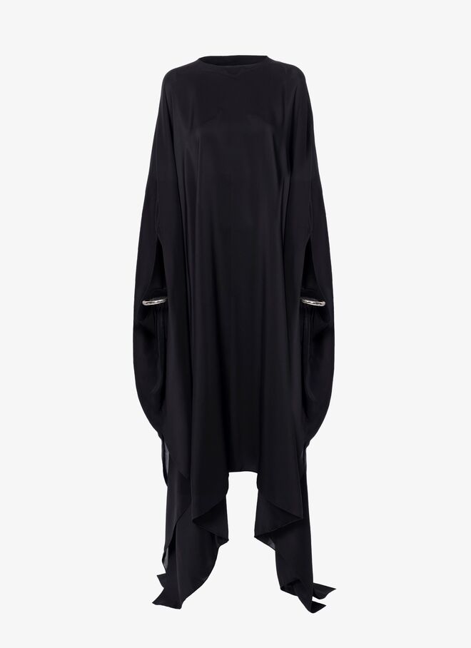 Caftan em seda, €2500, Alaïa em Mytheresa.com