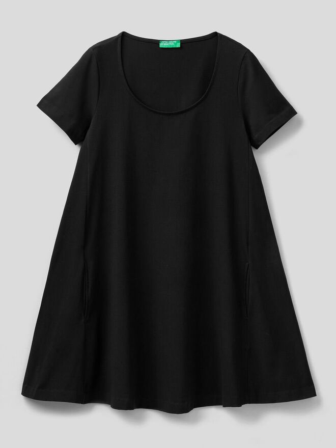 Vestido em algodão, €39,95, Benetton