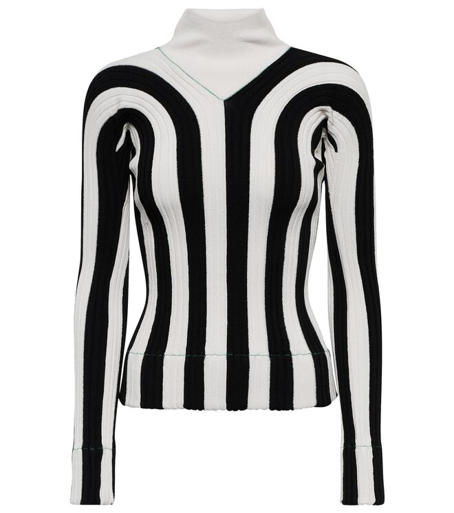 Camisola em malha, €1200, Bottega Veneta em Mytheresa.com