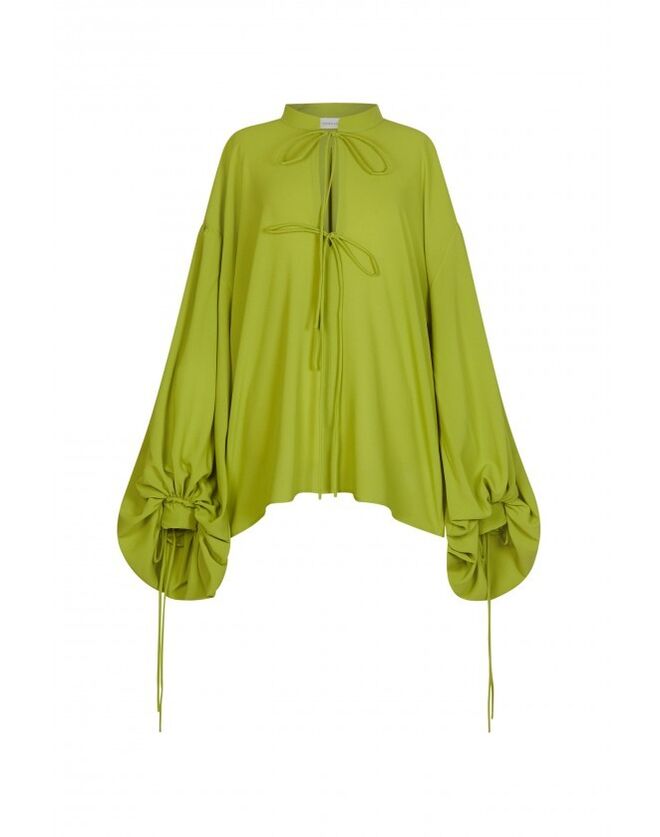 Blusa, €385, Diogo Miranda