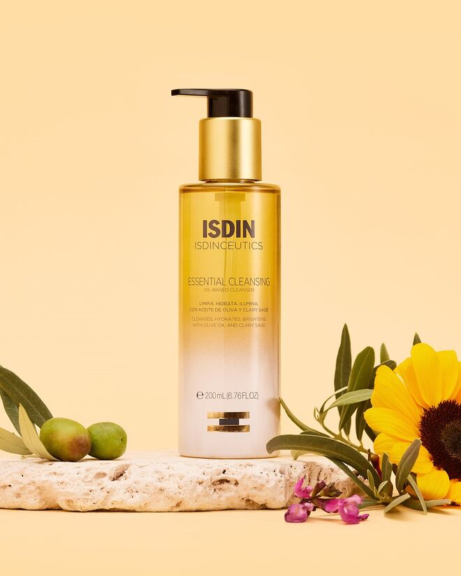 Essential Cleansing - Óleo de Limpeza Facial Oil-to-Milk, ISDIN