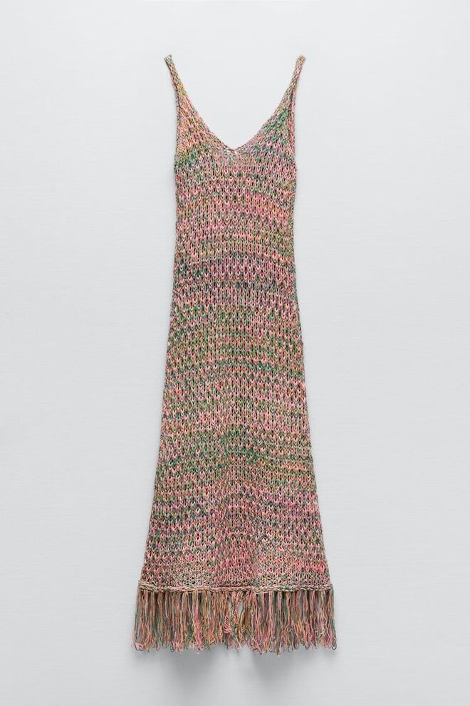 Vestido em crochê de algodão, €29,99, Zara
