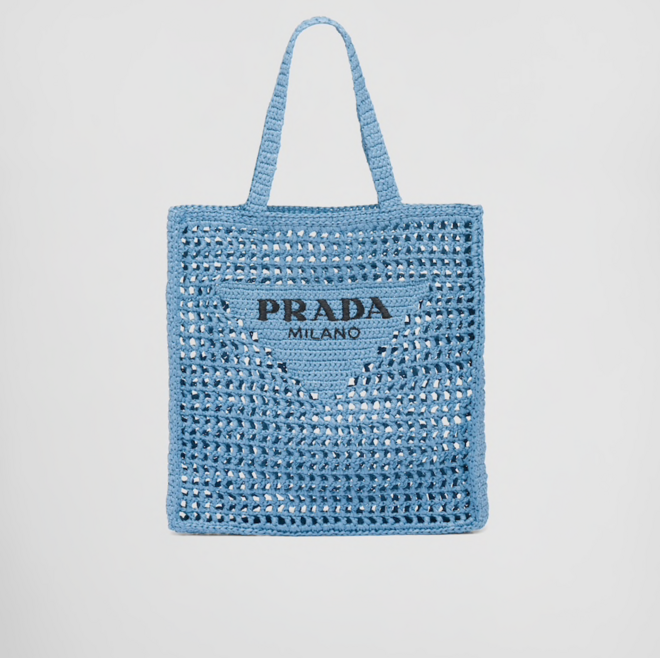 Carteira em crochê, €1400, Prada