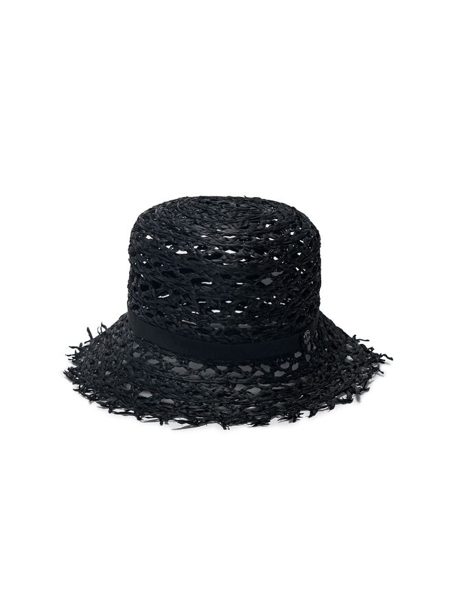 Chapéu em juta, €49,95, Decenio