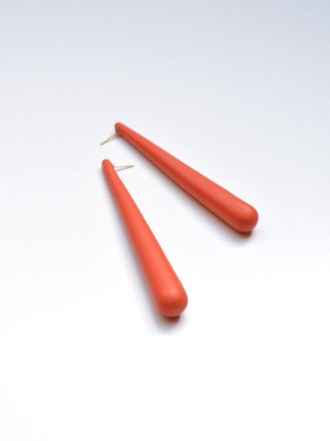 Brincos Pingo, €62, Atelier Piino