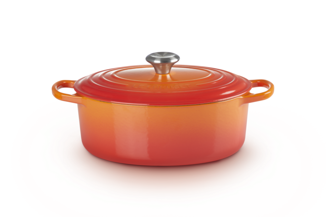 Caçarola Cocotte da coleção Signature, a partir de €265, Le Creuset
