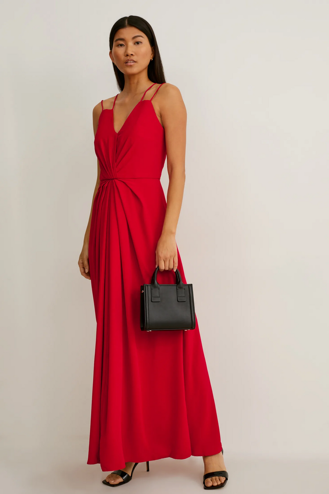 Vestido, €79,90, C&A