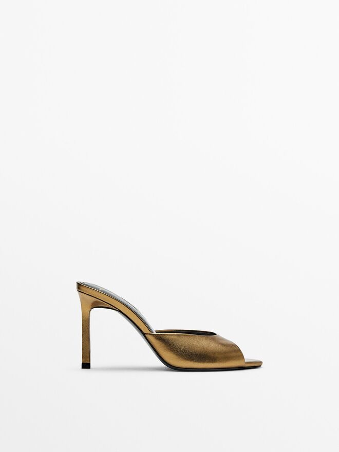 Mules, €99,95, Massimo Dutti