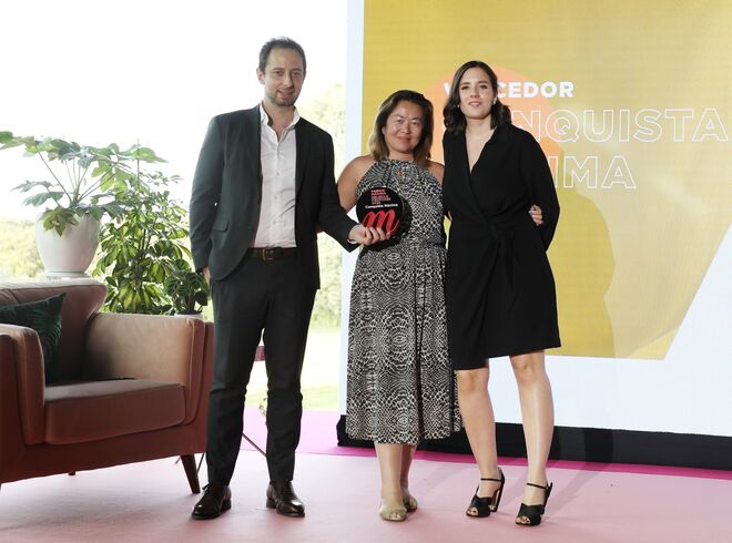 Miguel Pombo, fundador da Ignae, e a CEO Claire, com Rosário Mello e Castro.