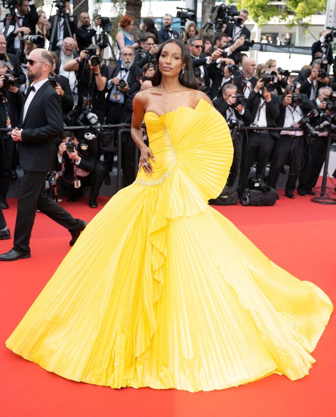  Jasmine Tookes em Tony Ward