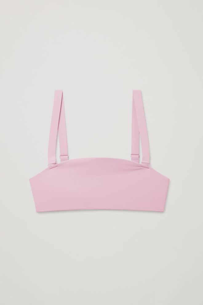 Top biquíni em licra, €29, Cos 