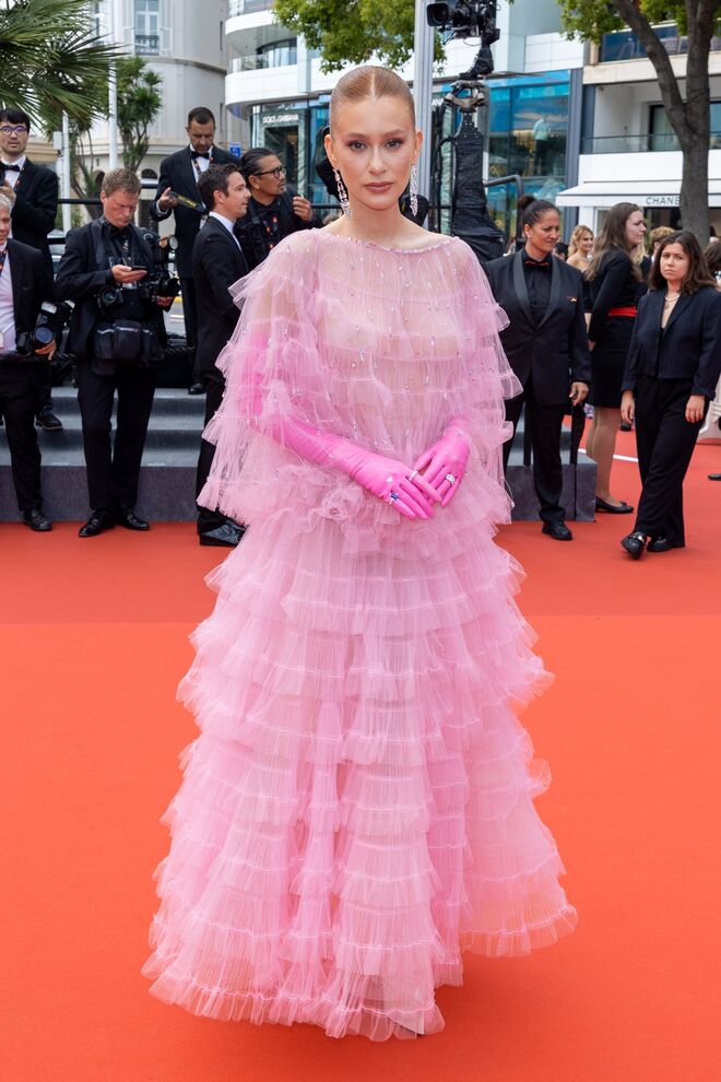  Marina Ruy Barbosa em Giorgio Armani com jóias Chopard