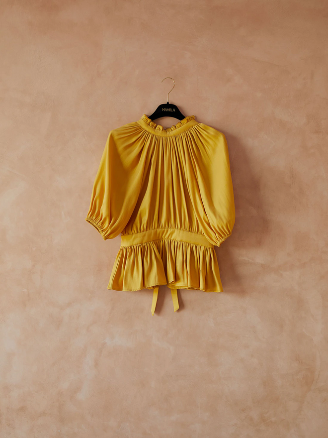 Blusa Irís, €94, Mahrla