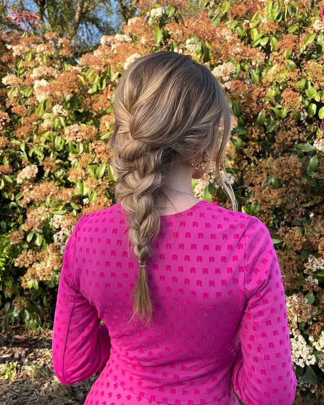 Alice Trewinnard no casamento de Inês Rochinha, 2022