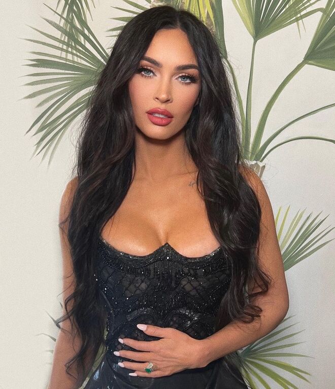 Megan Fox no casamento de Kourtney Kardashian, 2022